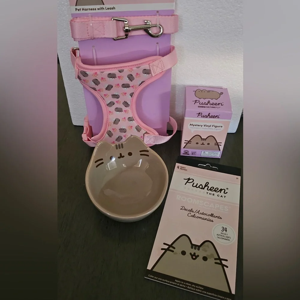 Pusheen Gift Set w/Harness & Leash Set, Figurine, Decals and Bowl